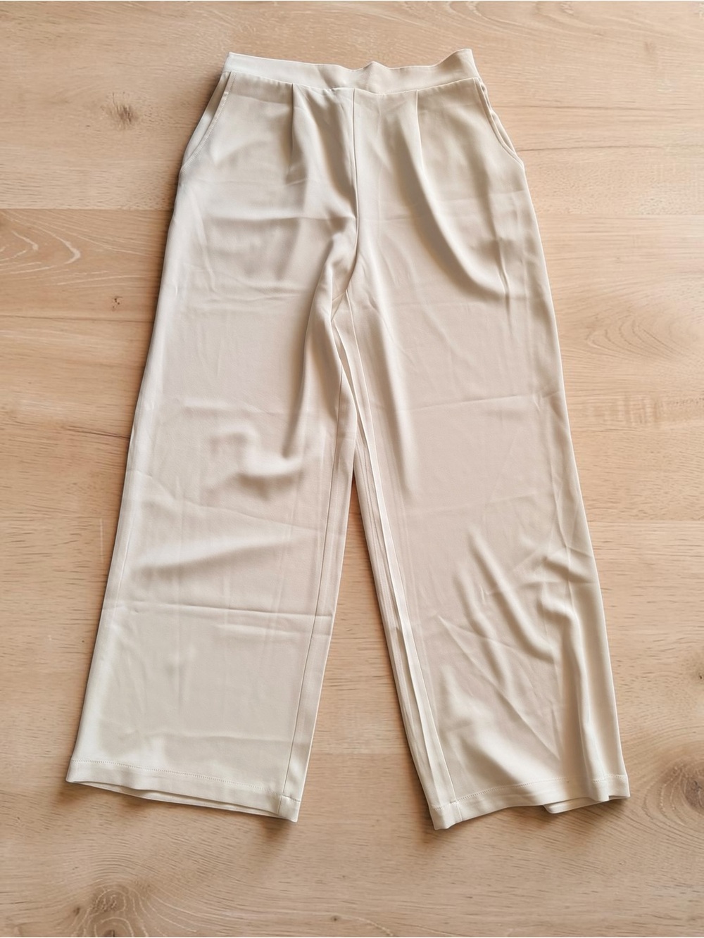 MELLODAY Soft Cream Wide-Leg Pull-On Pants